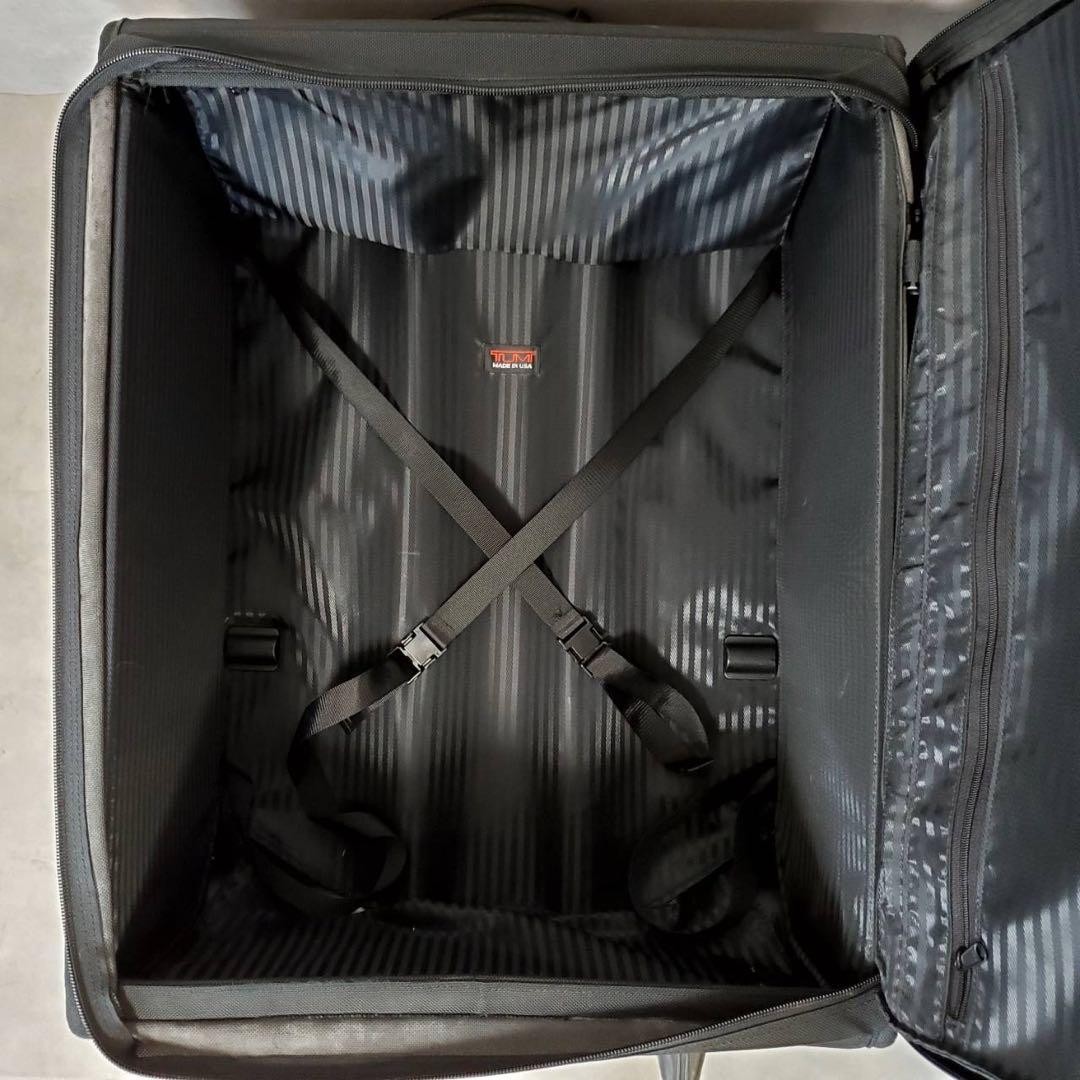 TUMI Large Carry Case Approximately 90L Large Capacity 2 Wheels Made in USA 2245