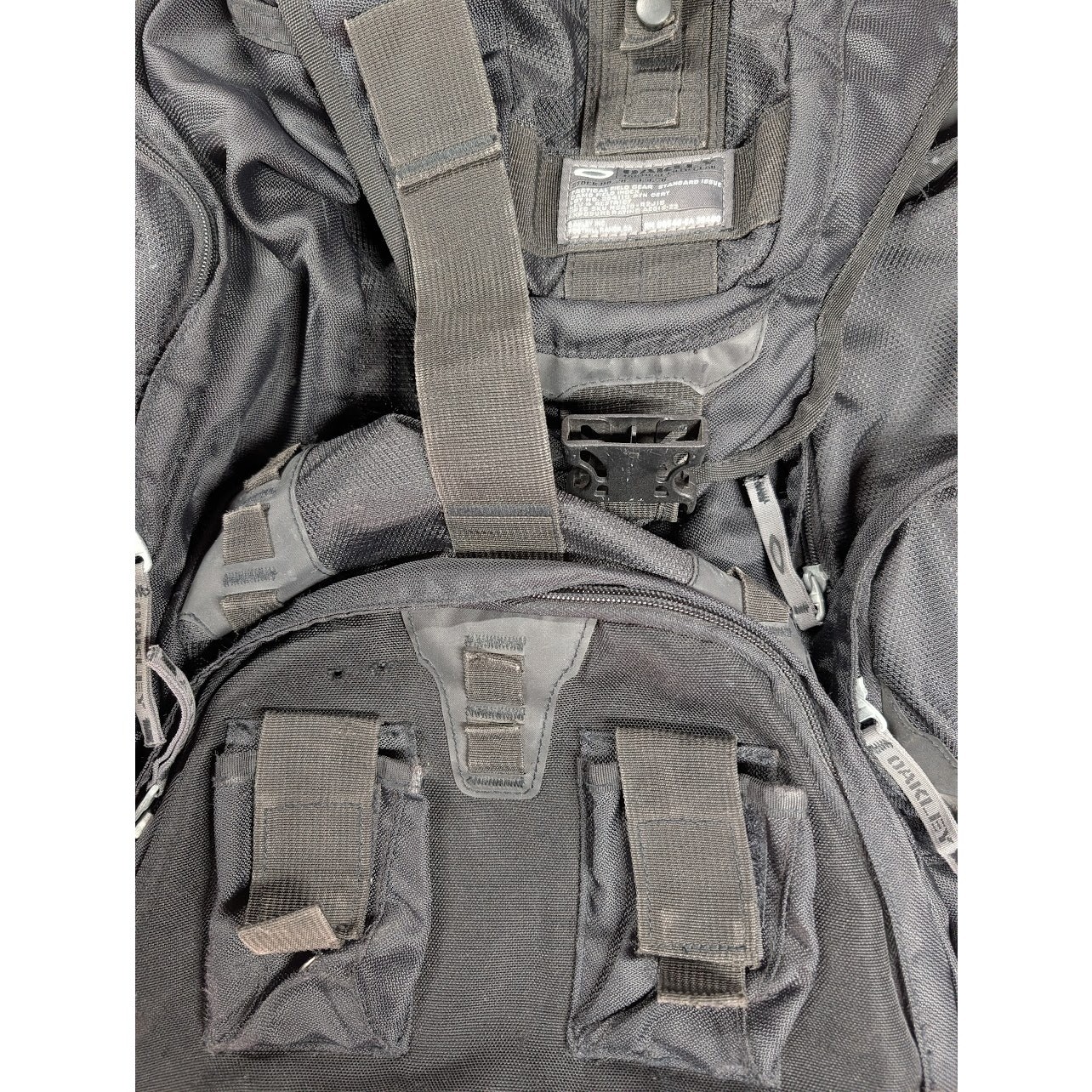 Oakley Tactical Field Gear AP Black Backpack w/ Waterproof Bag *Missing Buckle