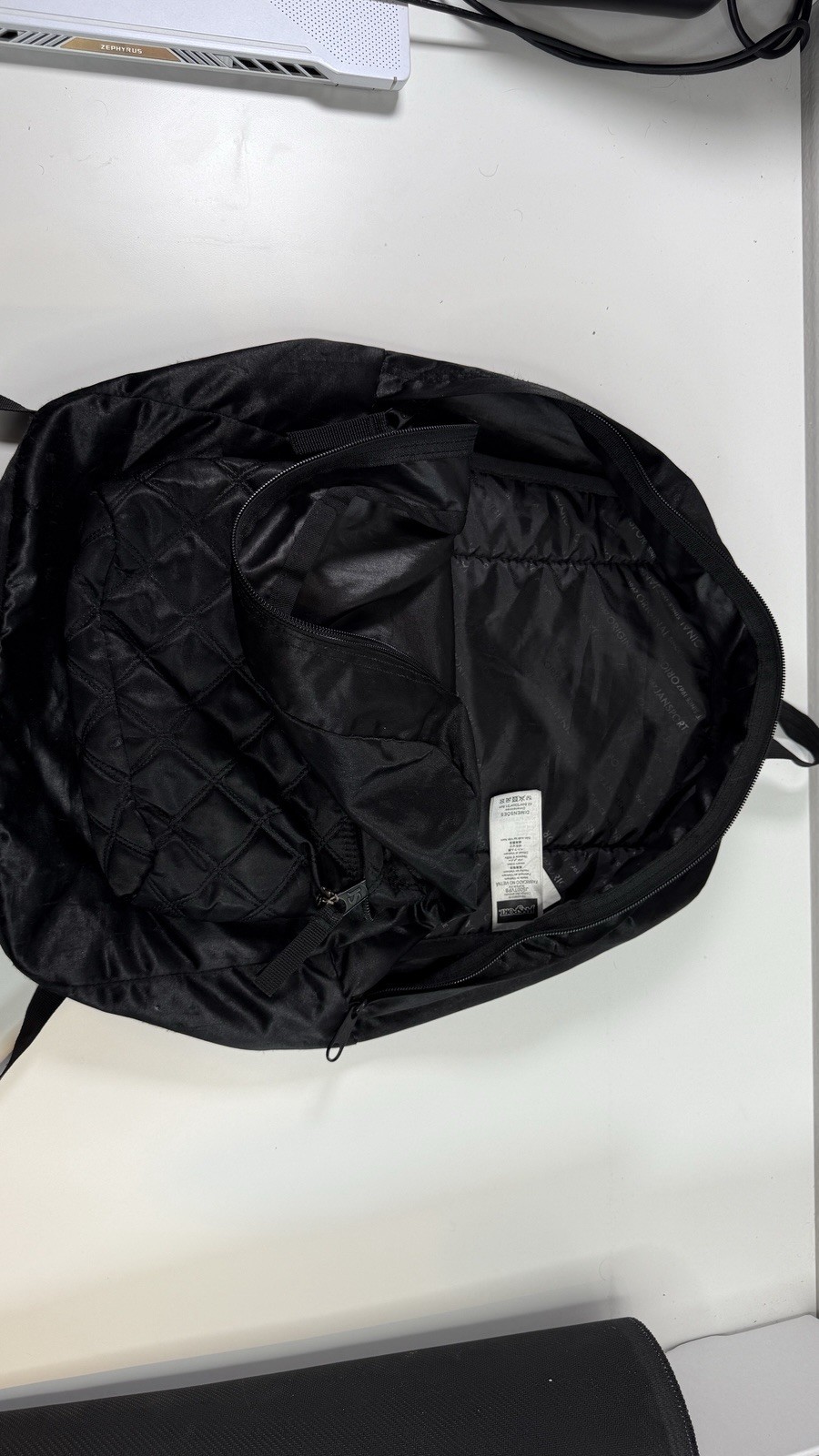 JANSPORT SuperFX 25L Backpack Diamond Quilting BLACK SATIN
