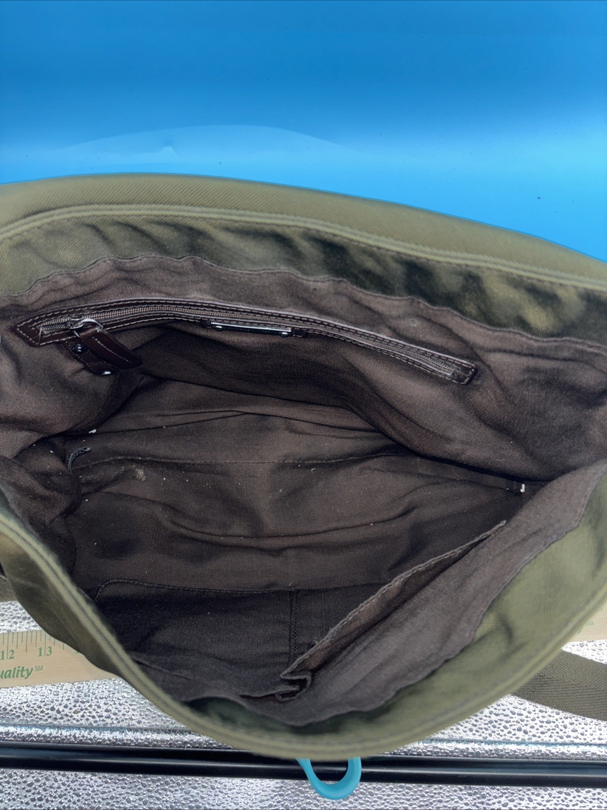 Banana Republic Laptop Messenger Shoulder Bag Work Army Green Inner Pockets