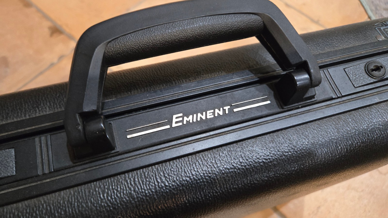 Eminent Black plastic hard Briefcase Locks No keys