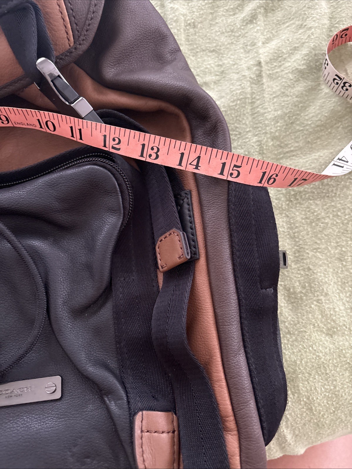 Coach Men’s Thompson Backpack Brown And Black Leather Panels Drawstring