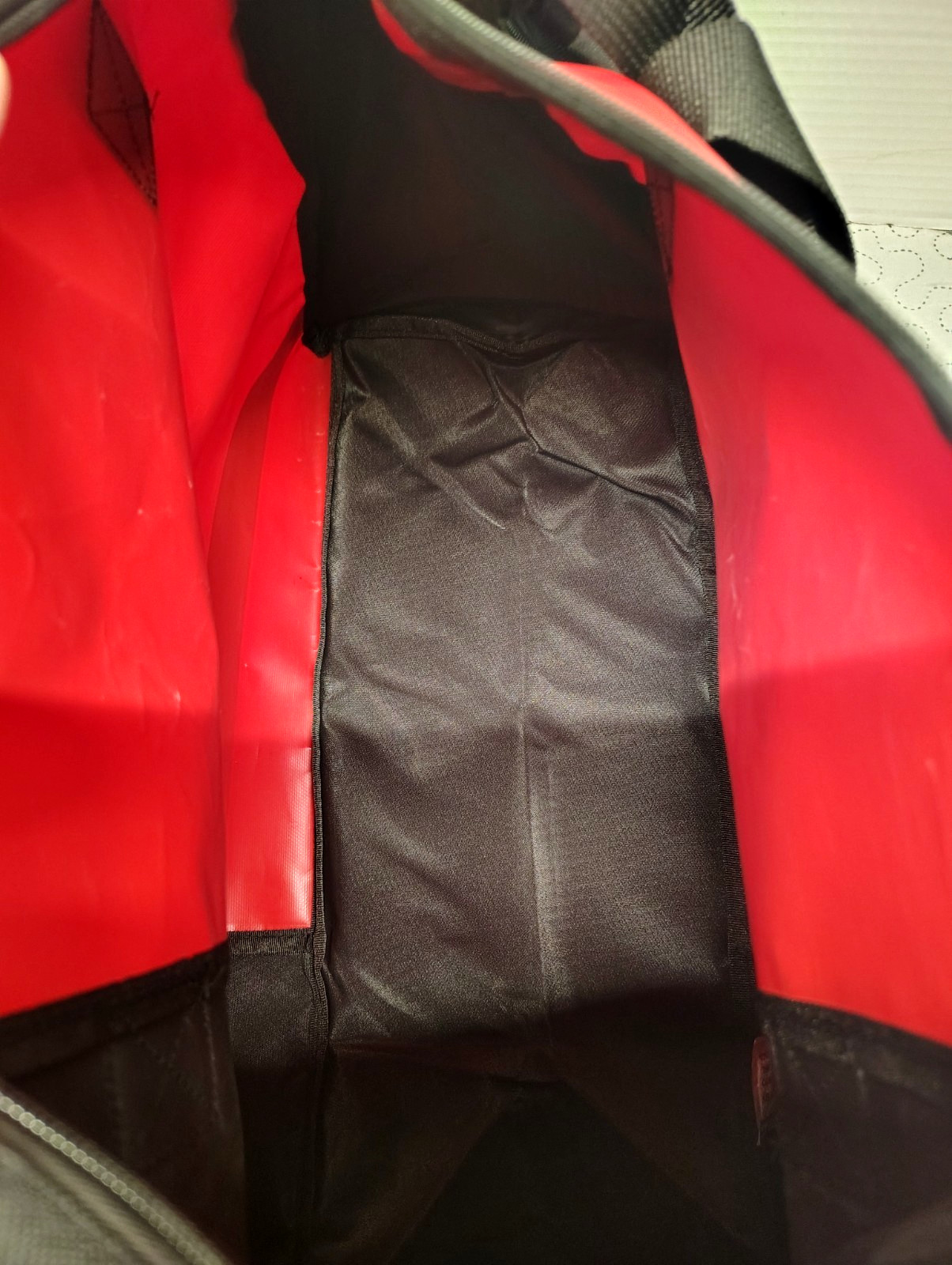 Perry Ellis Red Black Duffel Bag Gym Travel Overnight Weekender New With Tag