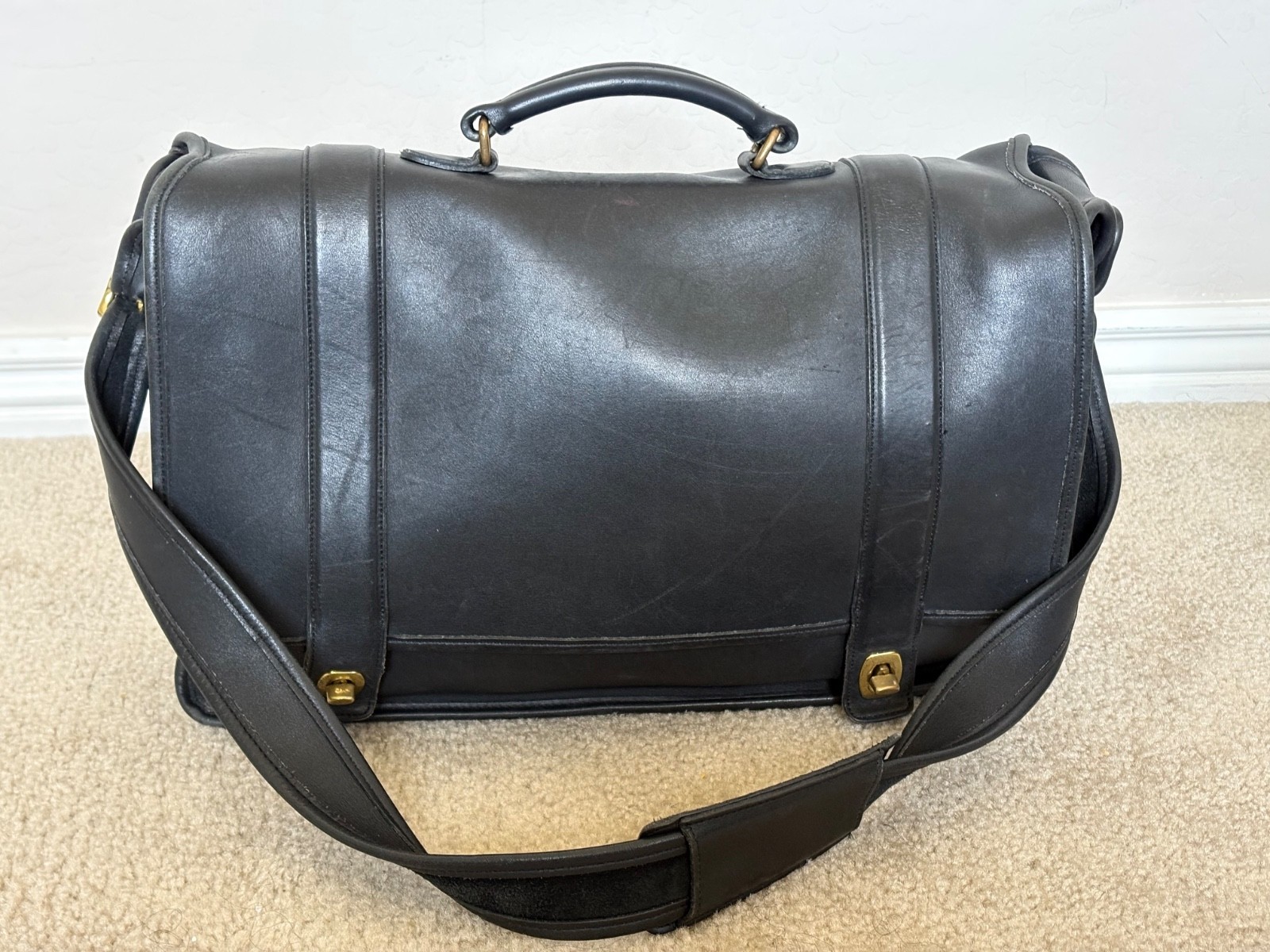 Vintage Coach Briefcase 1990s Black Essex #5274 Hand Tag Carry Strap Turn Locks