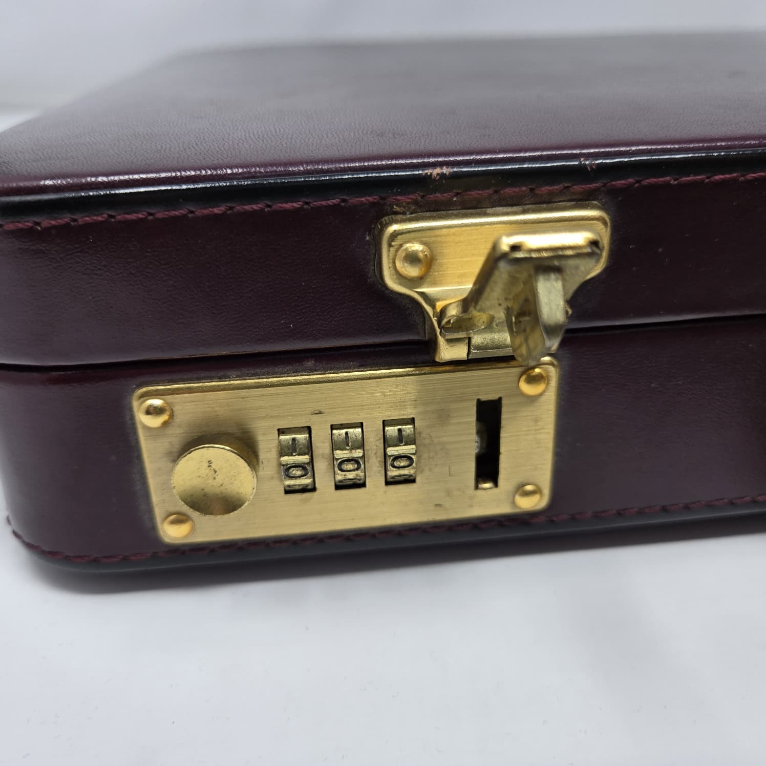 Vintage Mark Phillip Top Grain Leather Attache Burgundy Briefcase w/ Combo Locks