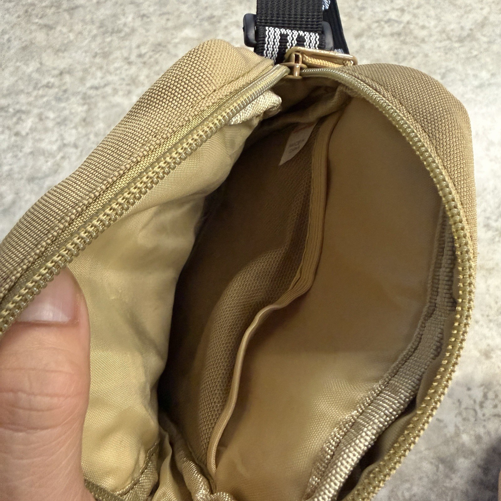 Supreme Shoulder Bag SS18 Tan Beige Crossbody Rare Clean