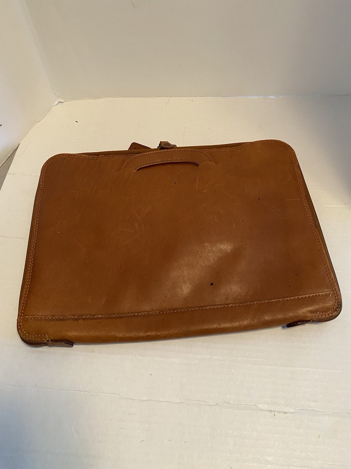 Wilson Brown Fine Leather Vtg Look Executive Briefcase Double Handled Zip Around