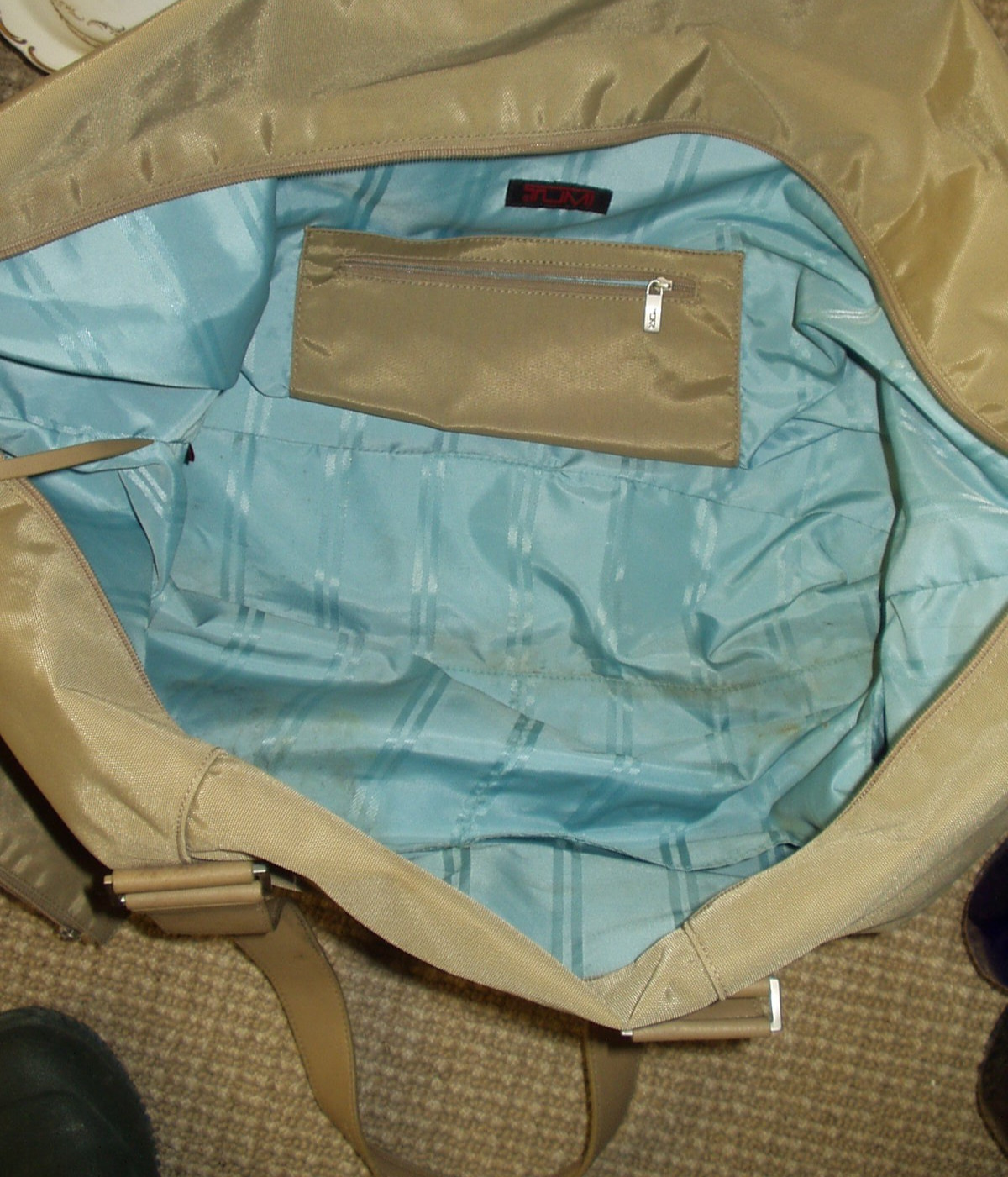 TUMI Duffle Weekender Ballistic Nylon Travel Carry On Bag Beige w Change Purse