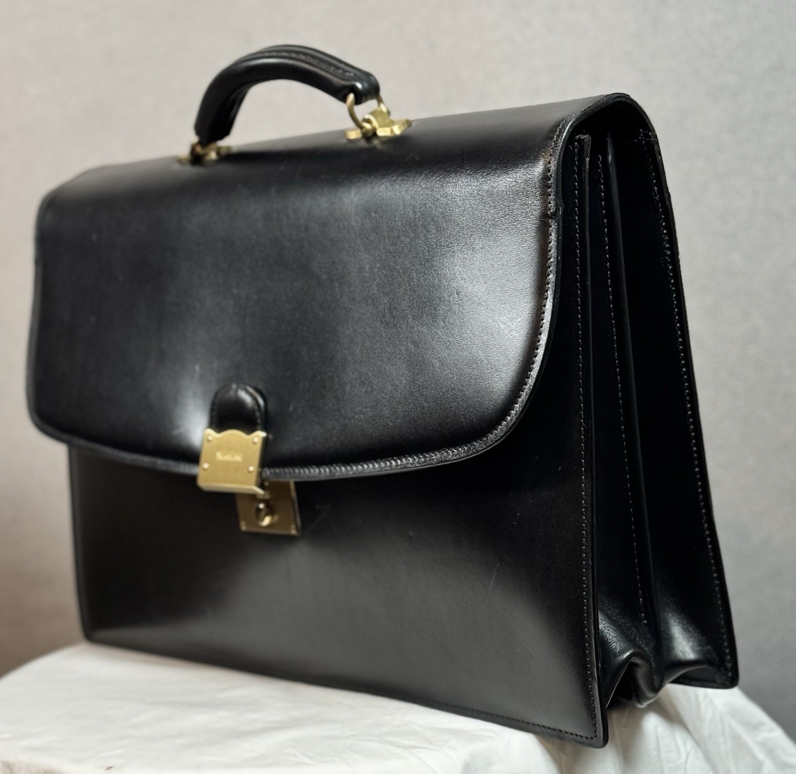 Schlesinger Black Leather Attaché Briefcase Brass Combination Lock Executive