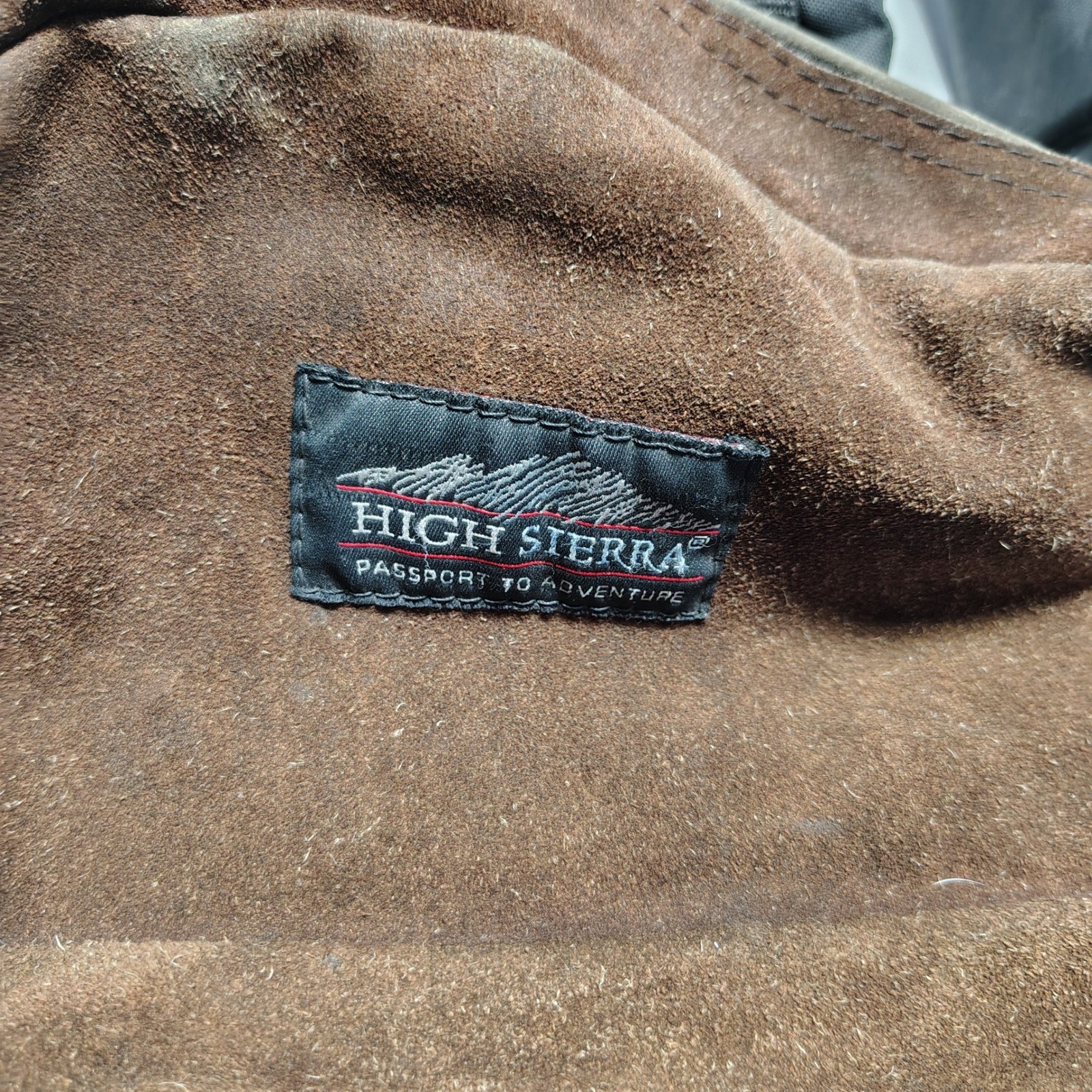 High Sierra Mens Small Backpack OS Brown Suede Leather Vintage Gorpcore Rugged
