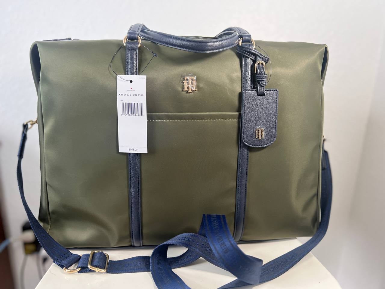 Tommy Hilfiger TH Element Weekender Duffle Bag Olive Green Navy NWT One Size