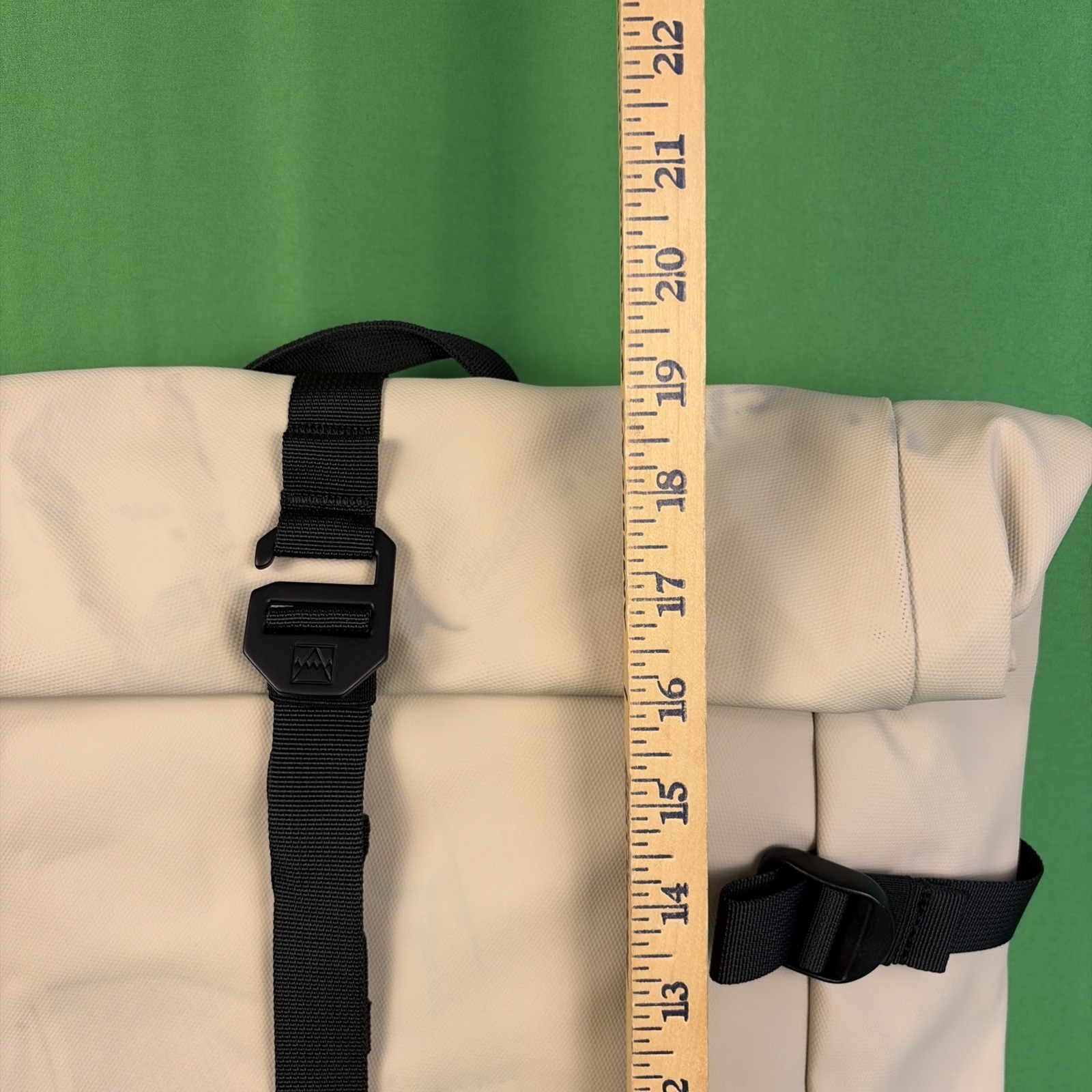 Stubble & Co Roll Top Backpack Sand Laptop Bag Pockets 20L NWT Stained See pic
