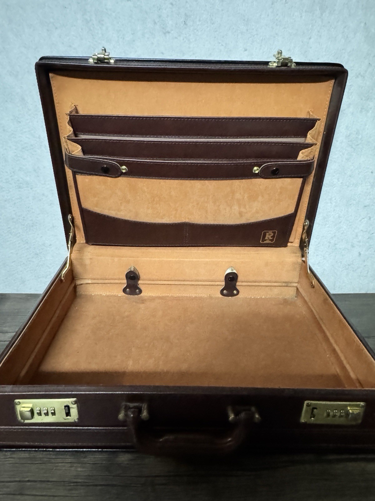 Vintage Reed Genuine Leather Attache Briefcase Locking Brown Executive Case 18”