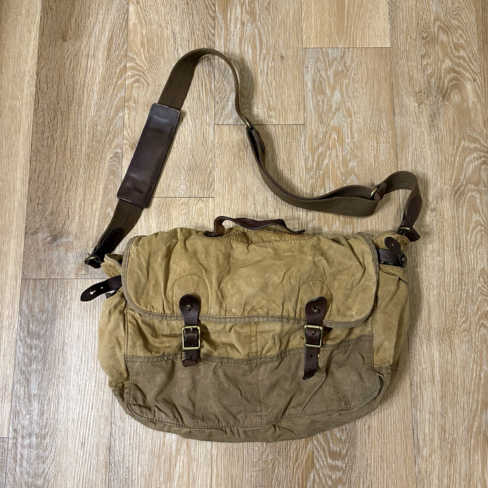 J Crew Dry Goods Abingdon Messenger Bag