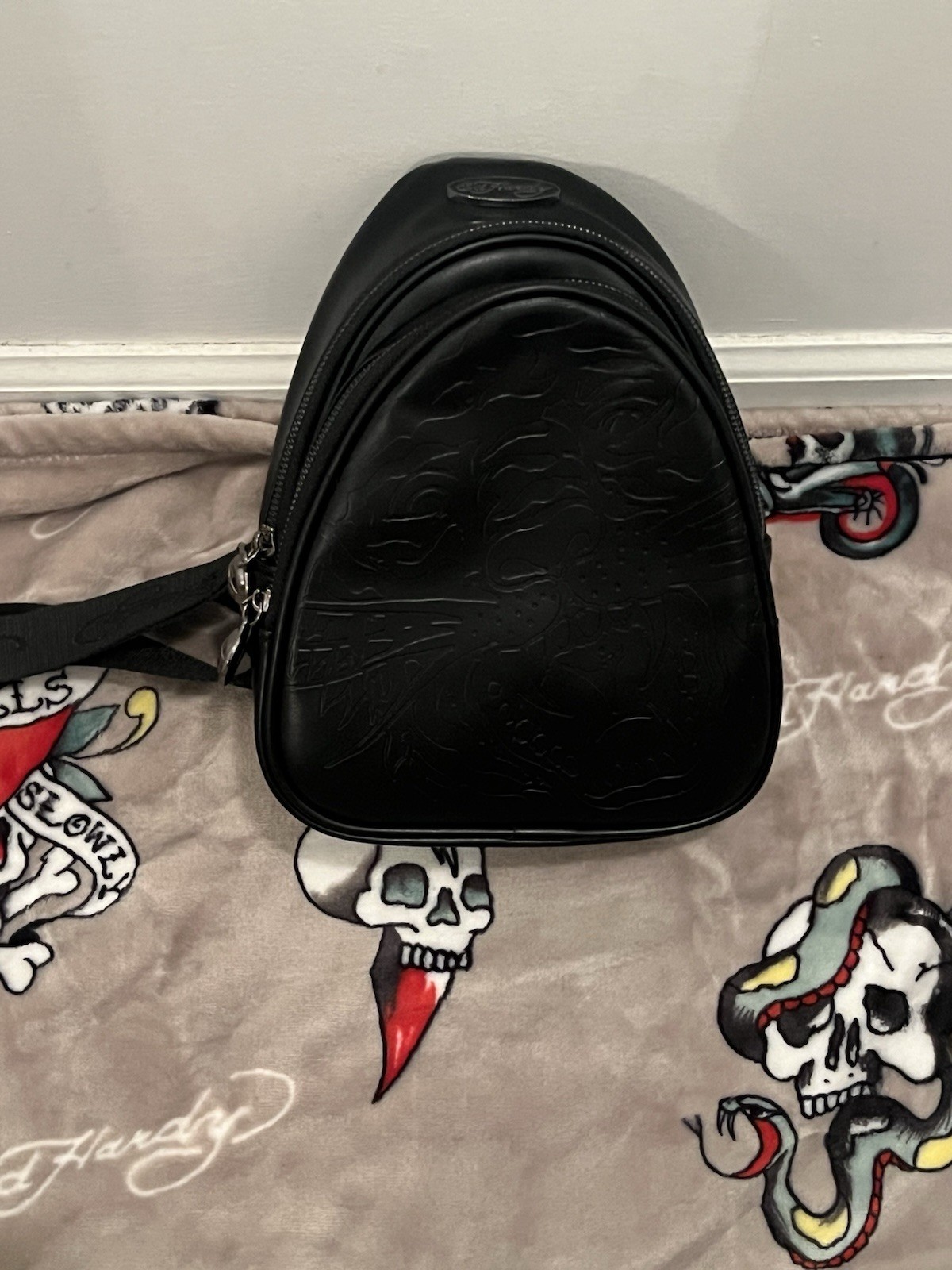 Ed Hardy Black Leather Tiger Print Sling/crossbody Bag NWT