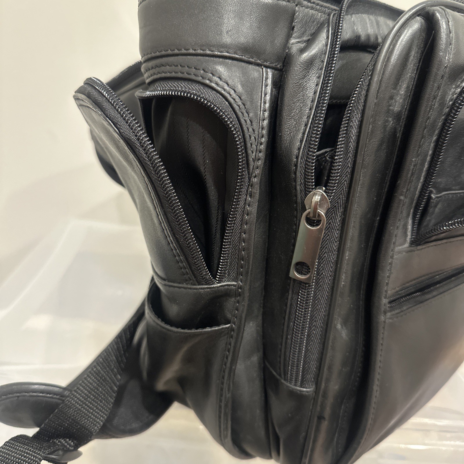 Men’s Leather Backpack Simple Multifunctional Leisure Backpack Computer Backpack