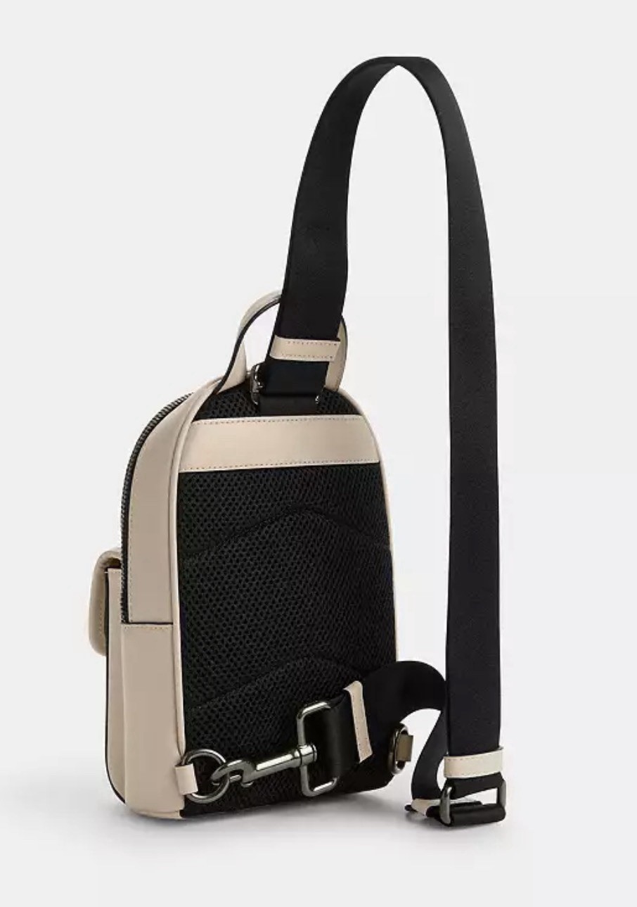 NWT COACH MEN’S Small Turnlock Sling Pack Bag Gunmetal/Ivory Calf Leather CAJ28