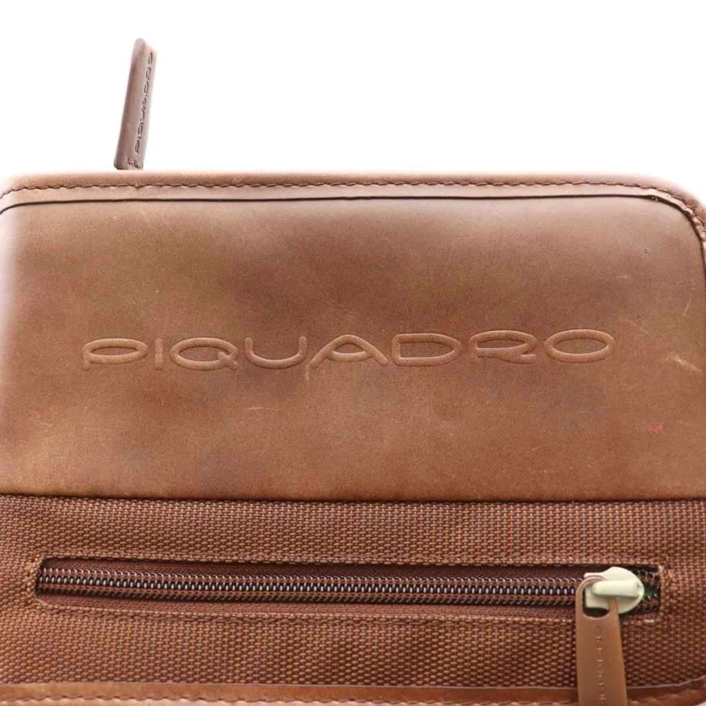 PIQUADRO Leather Shoulder Bag Brown Men’s Vintage, 7.5-55.5in Strap, B Condition