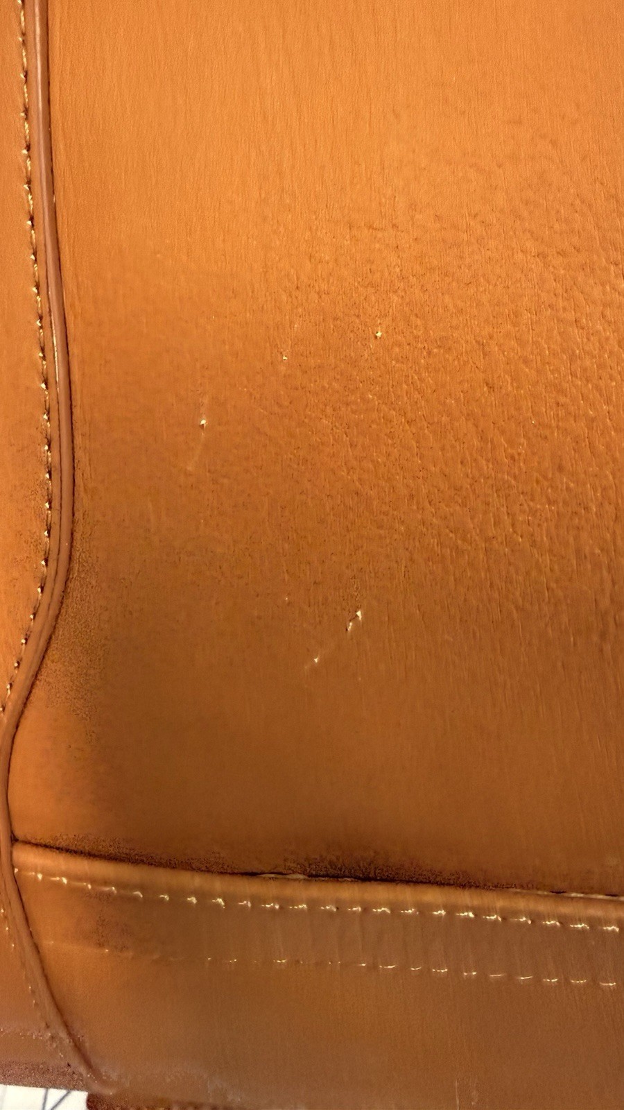 CLAIRE CHASE 22” Authentic Tan Leather Duffle Bag Travel Bag Made in Colombia