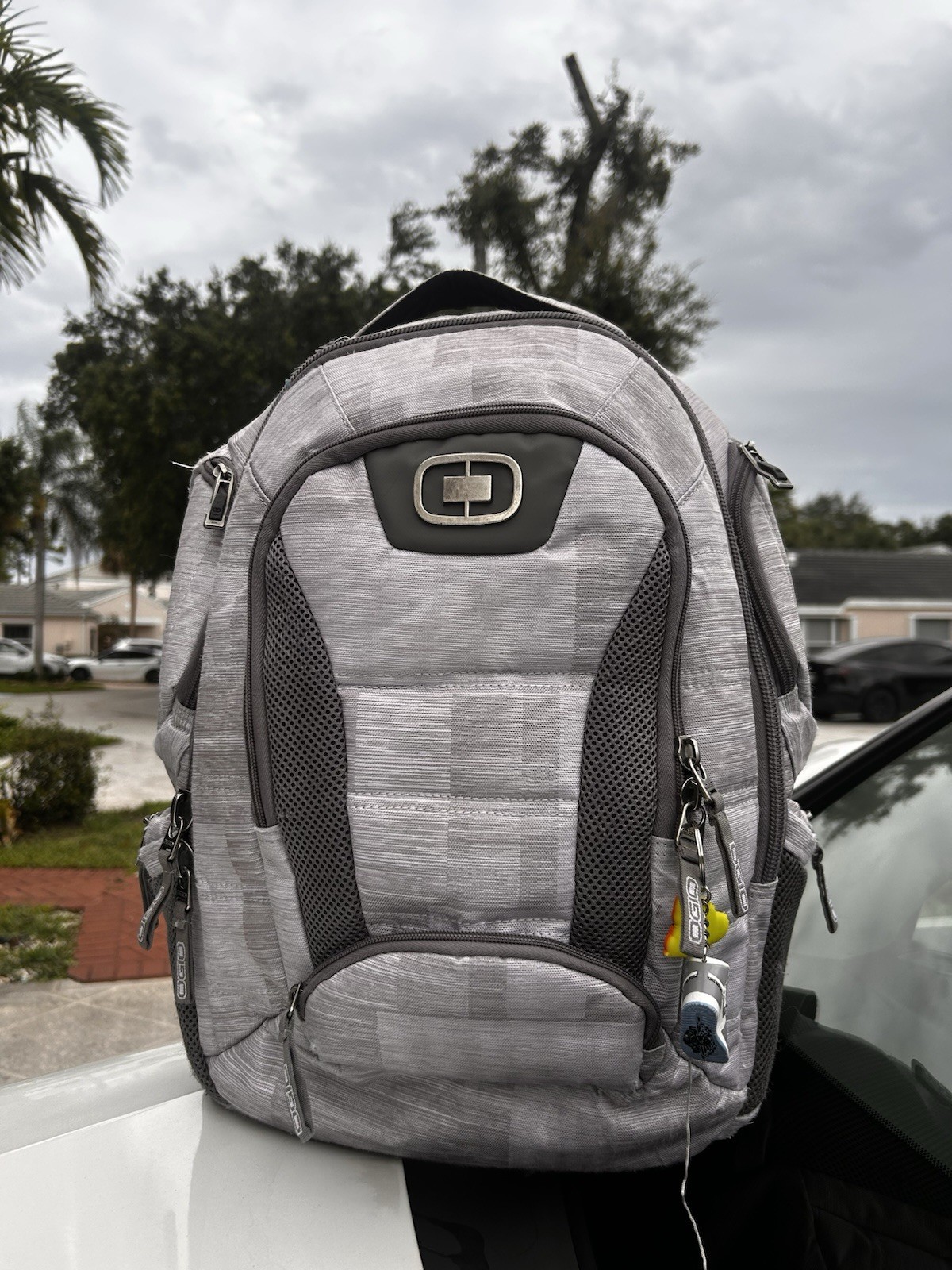 OGIO Gray Unisex Backpack Zip Closure Padded Adjustable Straps Pockets
