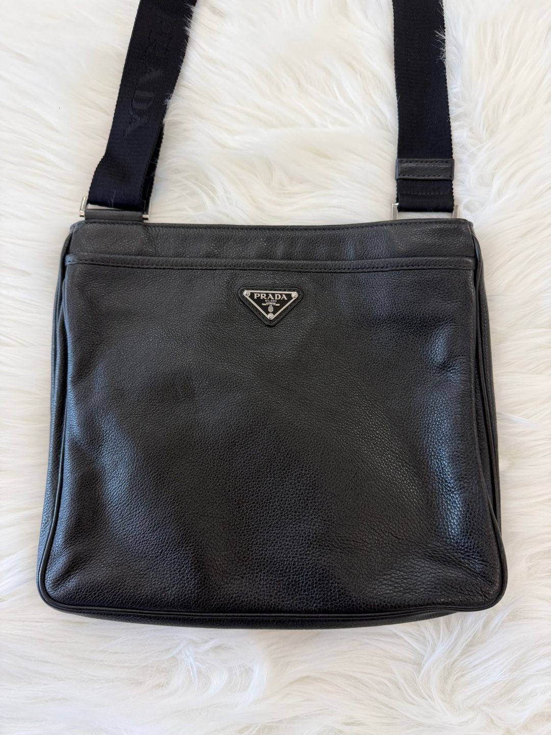 Prada Vitello Leather Crossbody Bag (2VH019) 151645554 [P]