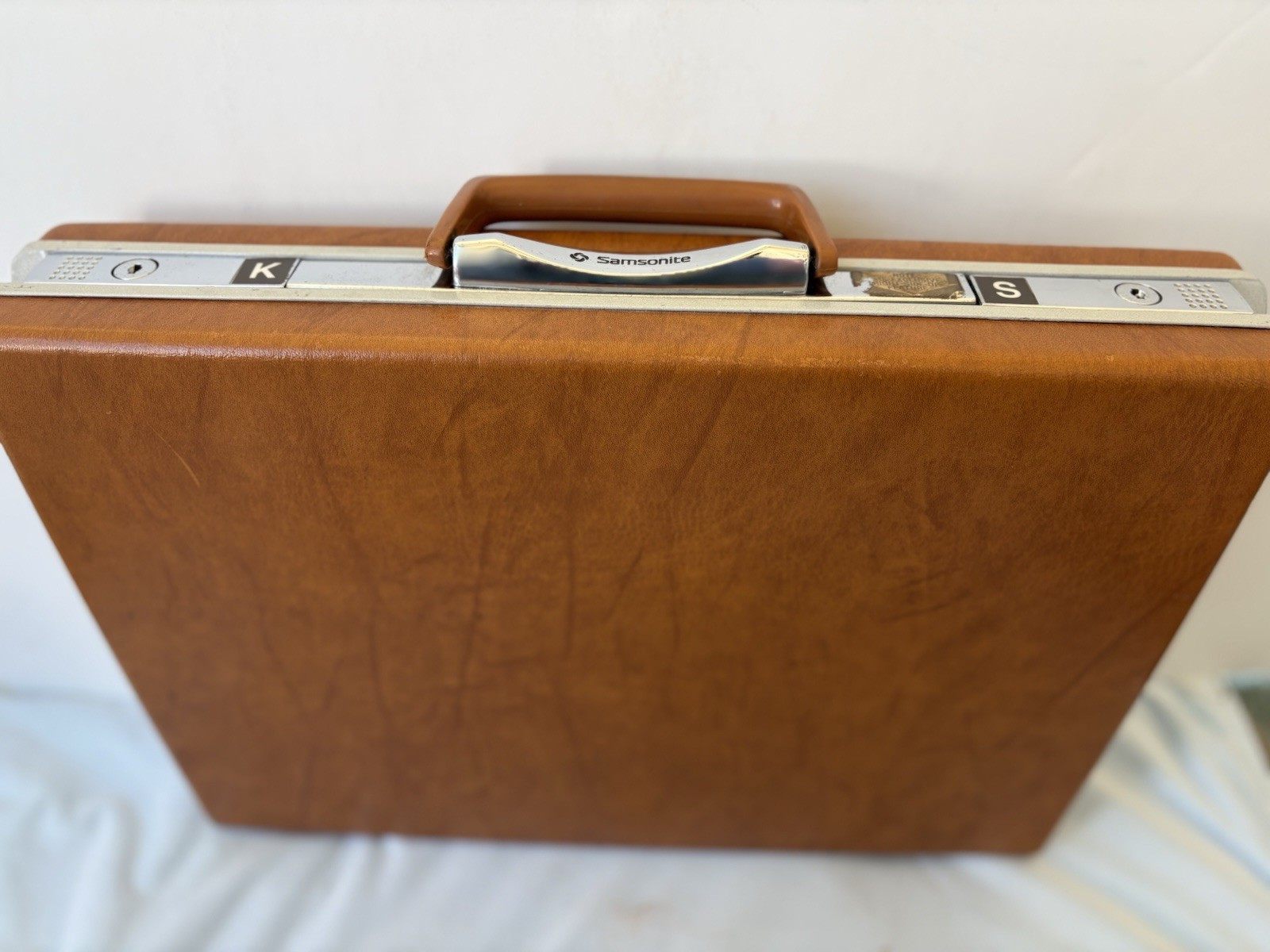 Vintage Samsonite Tan Hard Shell Briefcase Attache Carry Case NO KEY 18×13”