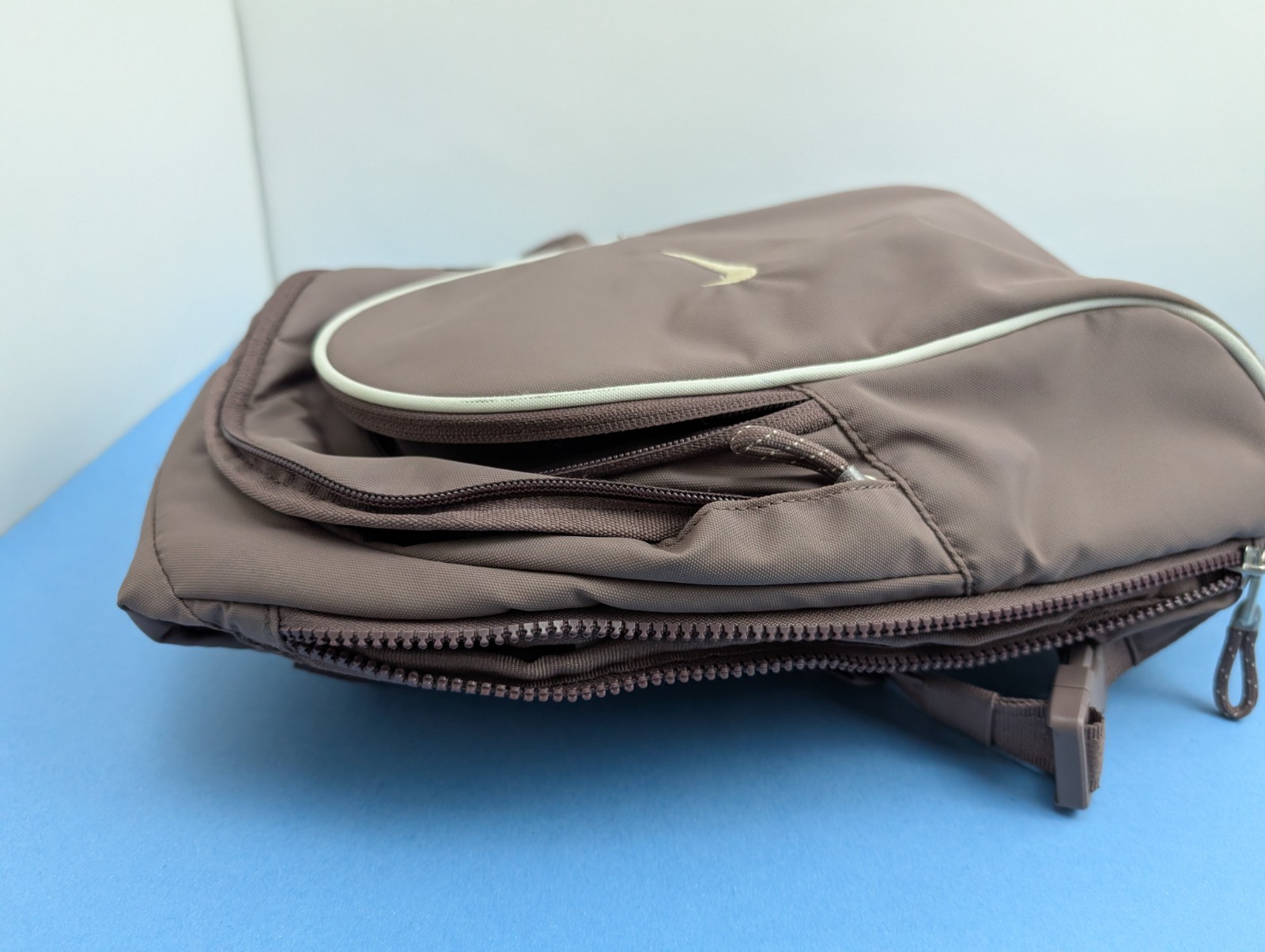 Nike Essentials Sling Bag (9796) Cross Body Messanger Bag Backpack Gray