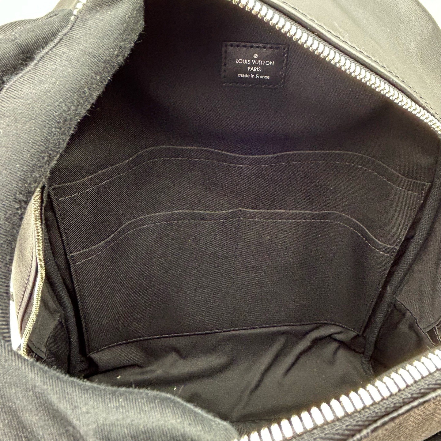 Louis Vuitton Pre-Owned Authentic Josh Backpack Black N40365 30x40x12cm