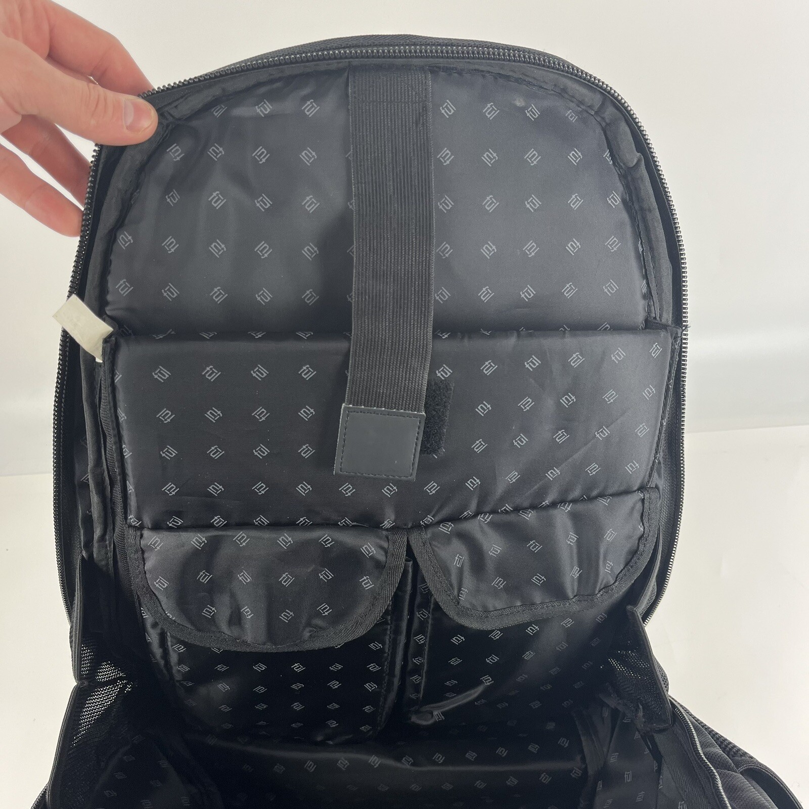 FUL Back Pack Lap Top Audio Pocket Shoulder Straps Padded Back Handle Black