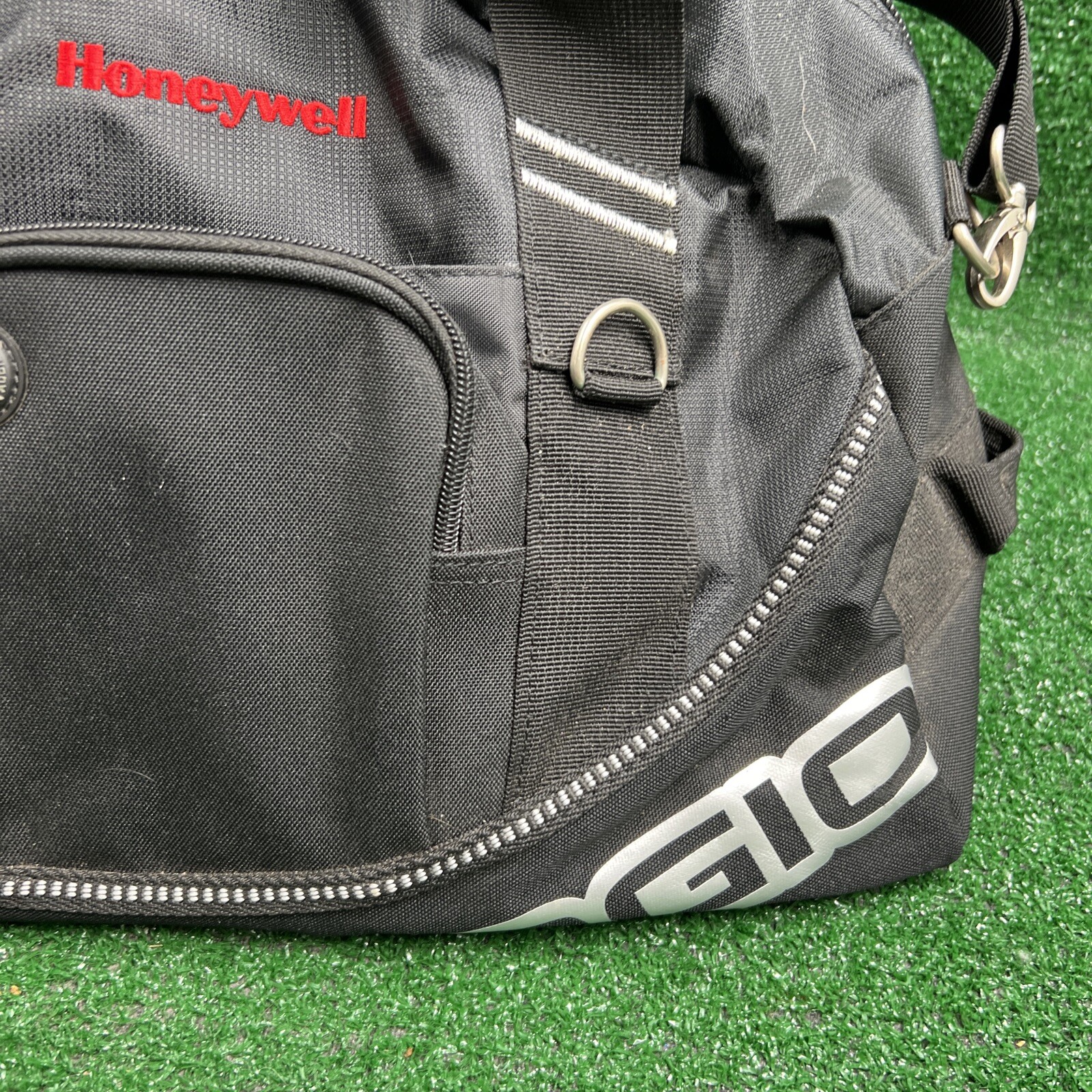 Ogio Half Dome Duffle Gym Bag Honeywell Logo Black With Audio Pocket NWT