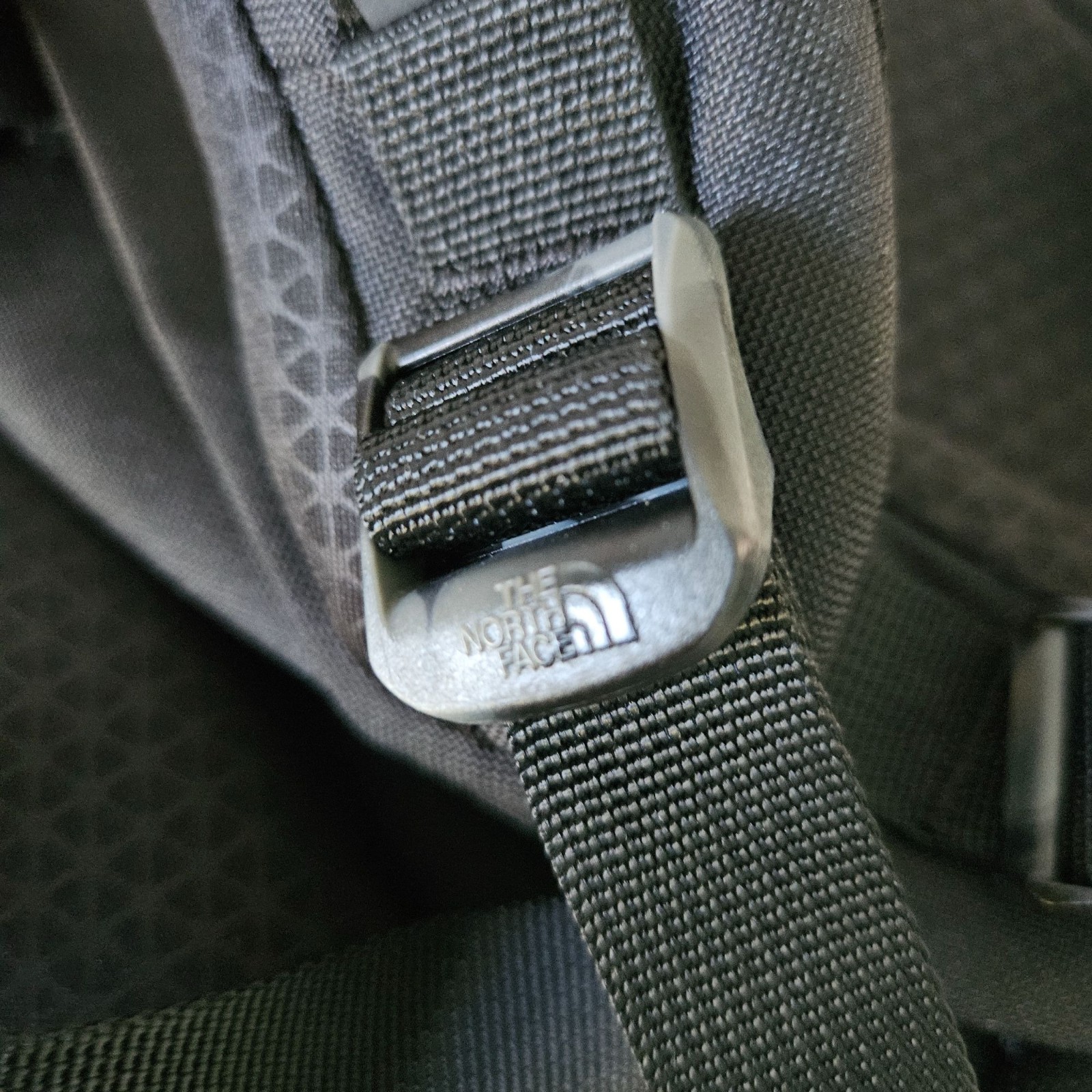 The North Face Backpack Stalwart Savage Logo Gray & Black 26L 15″ Laptop Bag