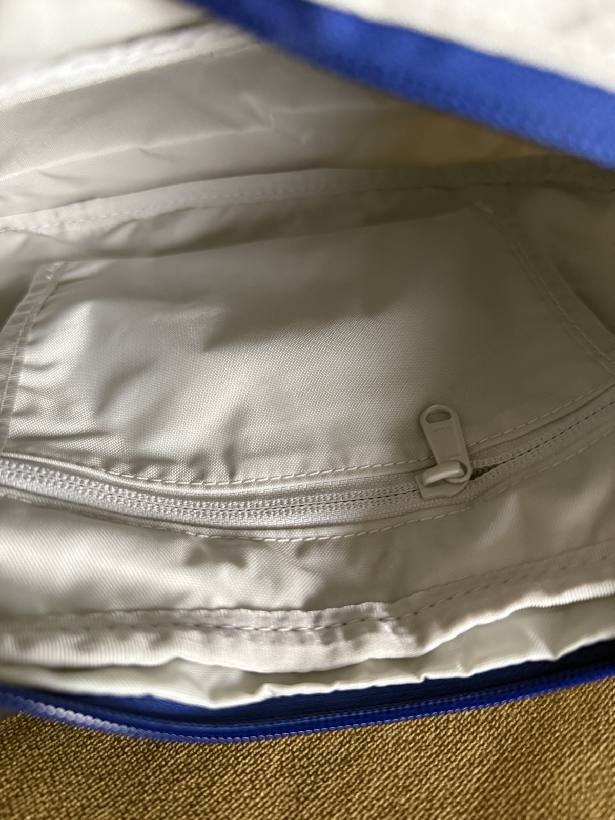 Supreme Silver And Blue SS 22 Messenger Bag Brand New Crossbody Shoulder