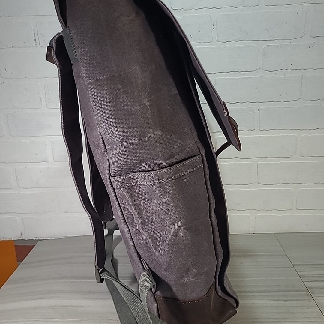 Dungeons & Dragons / Magic The Gather Gray /Brown Leather Waxed Canvas Backpack