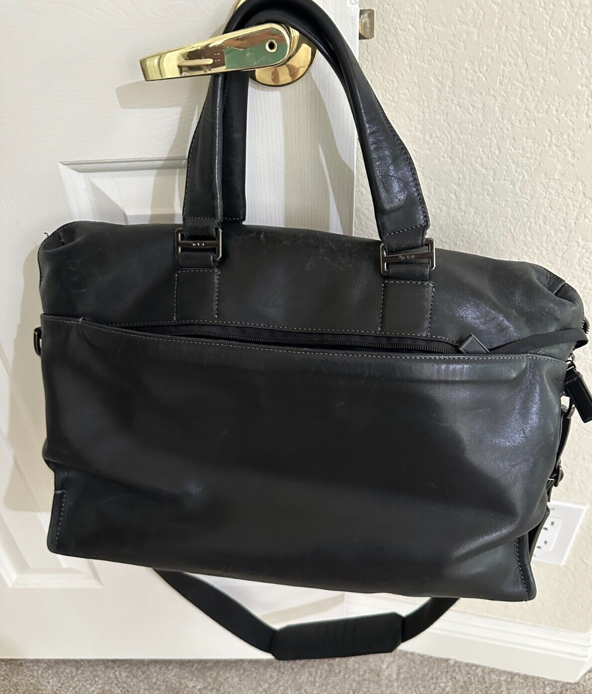 Tumi Harrison Madden Briefcase Black Leather Laptop Bag 63001D