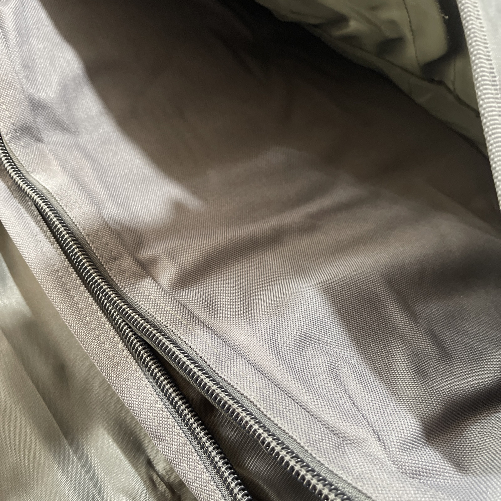 2006 Guess Urban Messenger Computer Complete Carry On Bag Marciano Grey NWOT