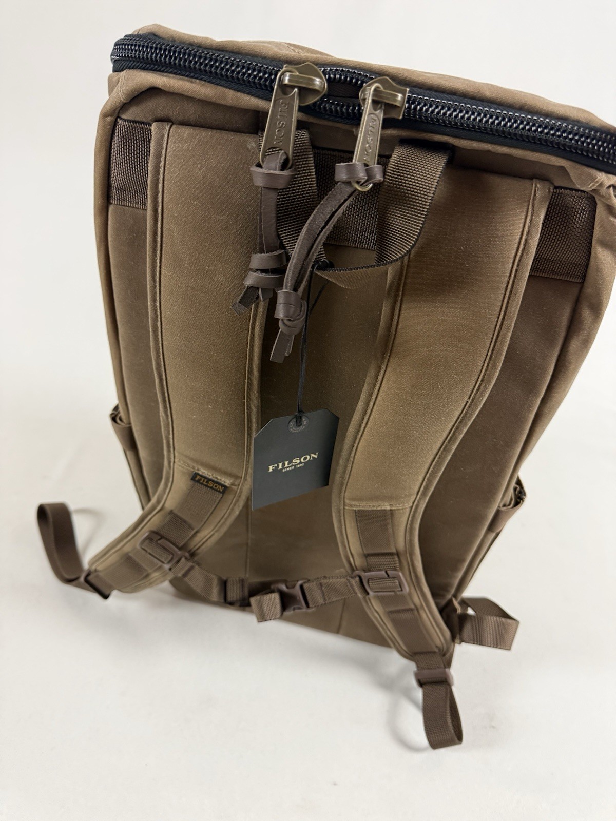 FILSON TRAPPER CREEK 28L BACKPACK DARK TAN NWT