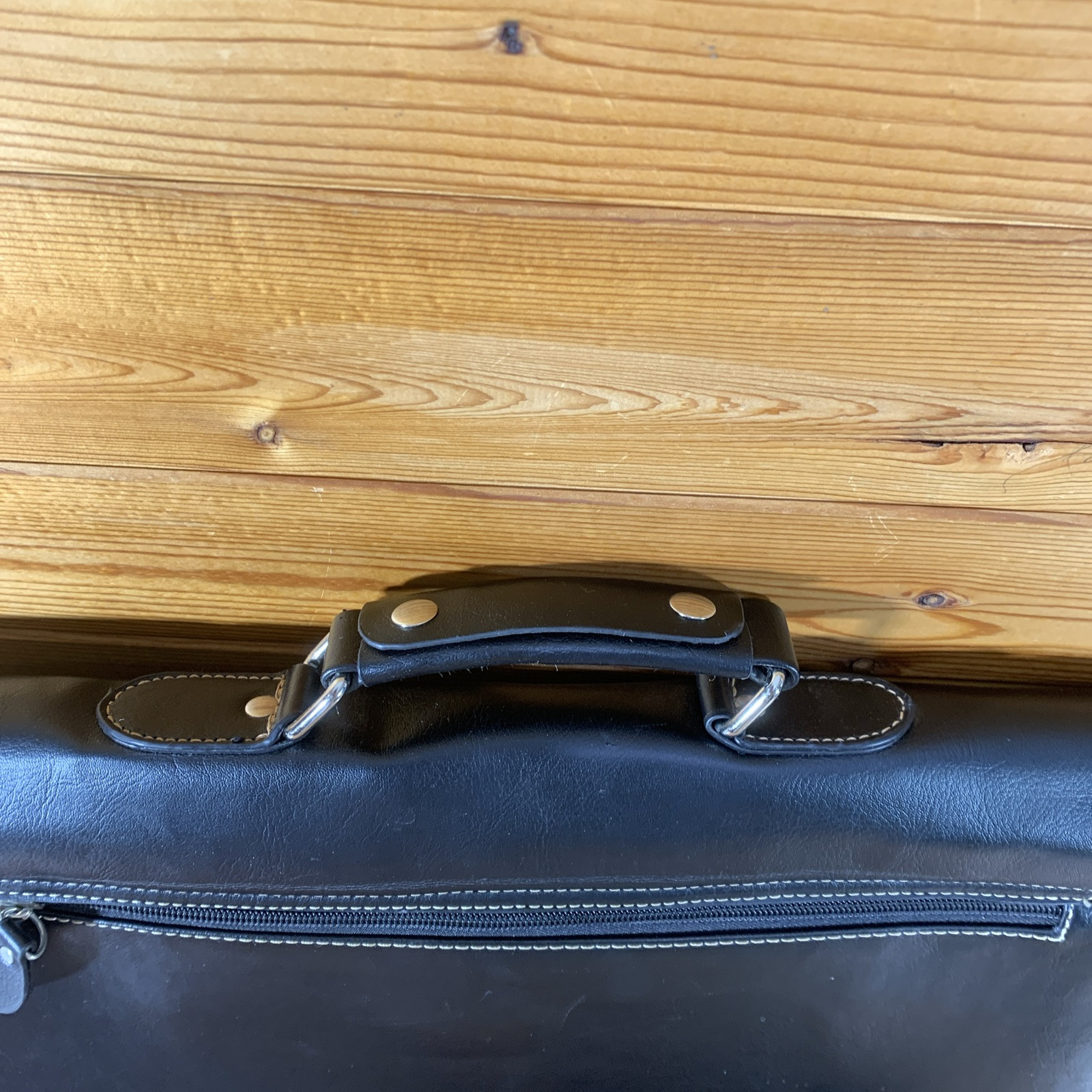 Tumi Messenger Bag, Black Leather Contrast Stitch, Leather Strap, Missing Latch