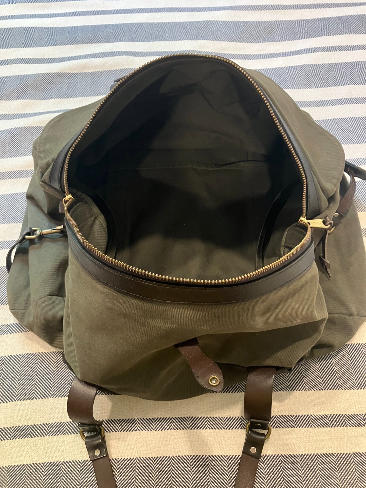 Filson Large Rugged Twill Duffle Bag Otter Green USA Bridle leather Old Style