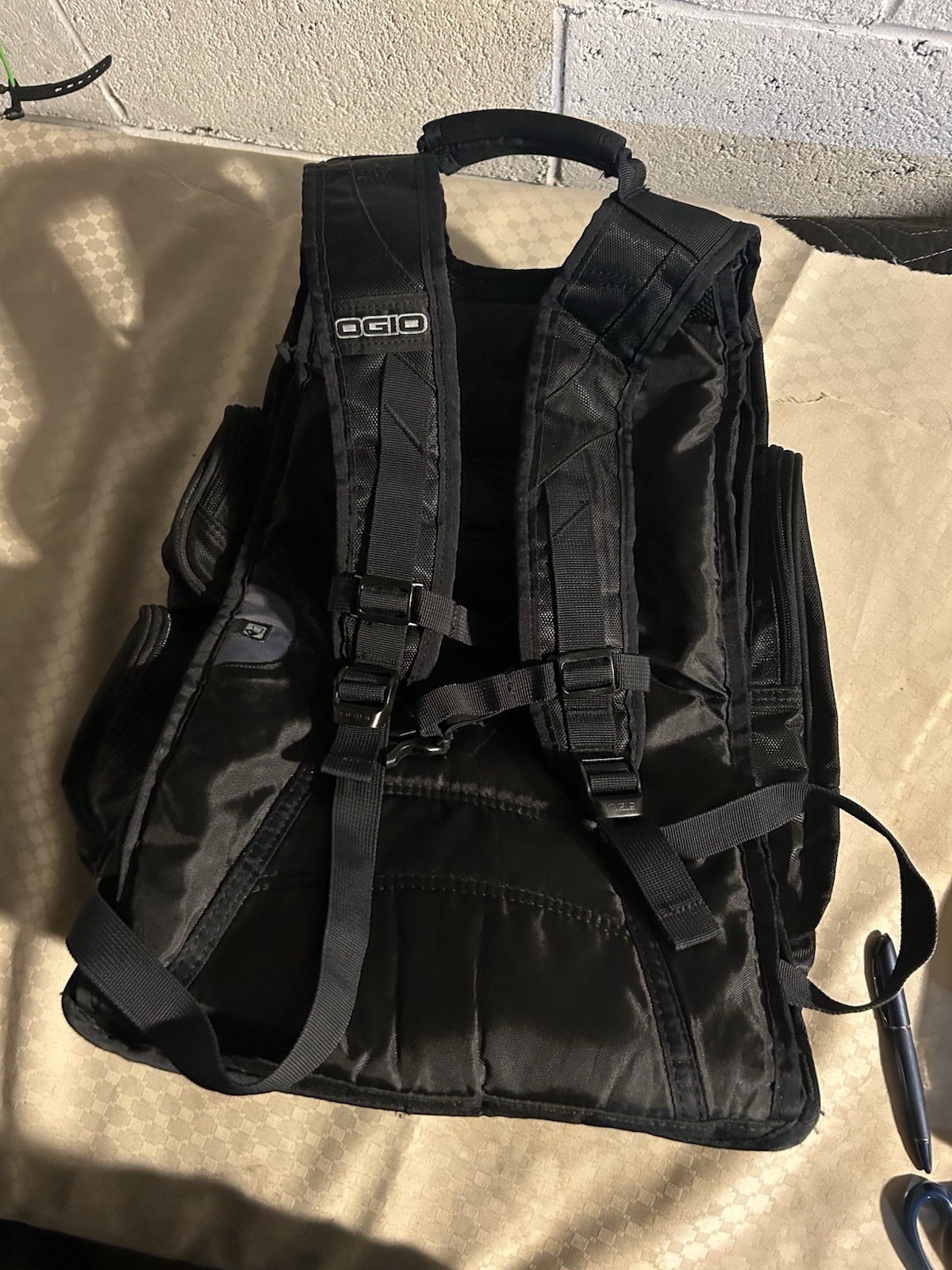OGIO Bounty Hunter Black Laptop Backpack Bag Audio Tech 7 Pocket