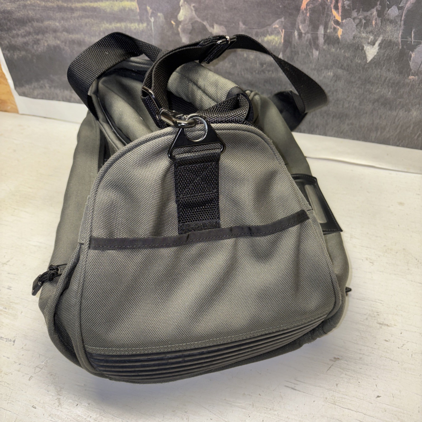 LL Bean Adventure Duffle Bag Small 20L Green Black Two Tone w Adj Shoulder Strap