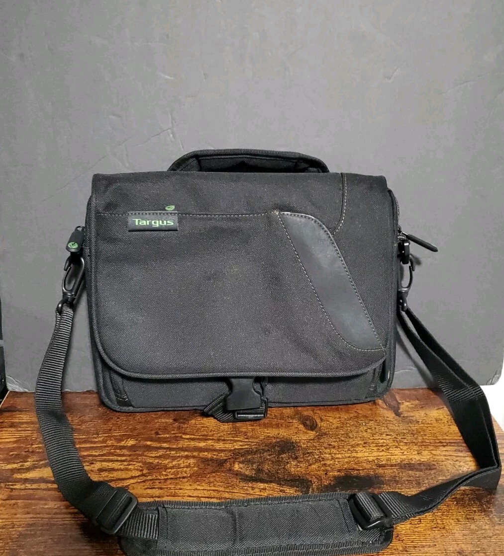 Targus Shoulder Bag Ecosmart Black, Soft Lined Compartment, Medium 11 x 9 in.