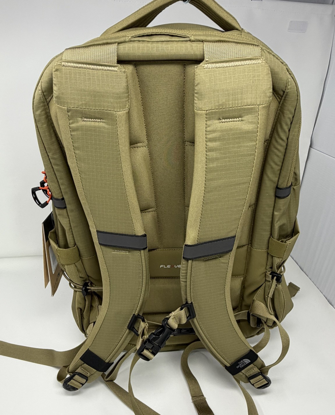 The North Face Borealis Backpack Cedar/Lava Red NF0A52SEMTY – NEW + FAST SHIP