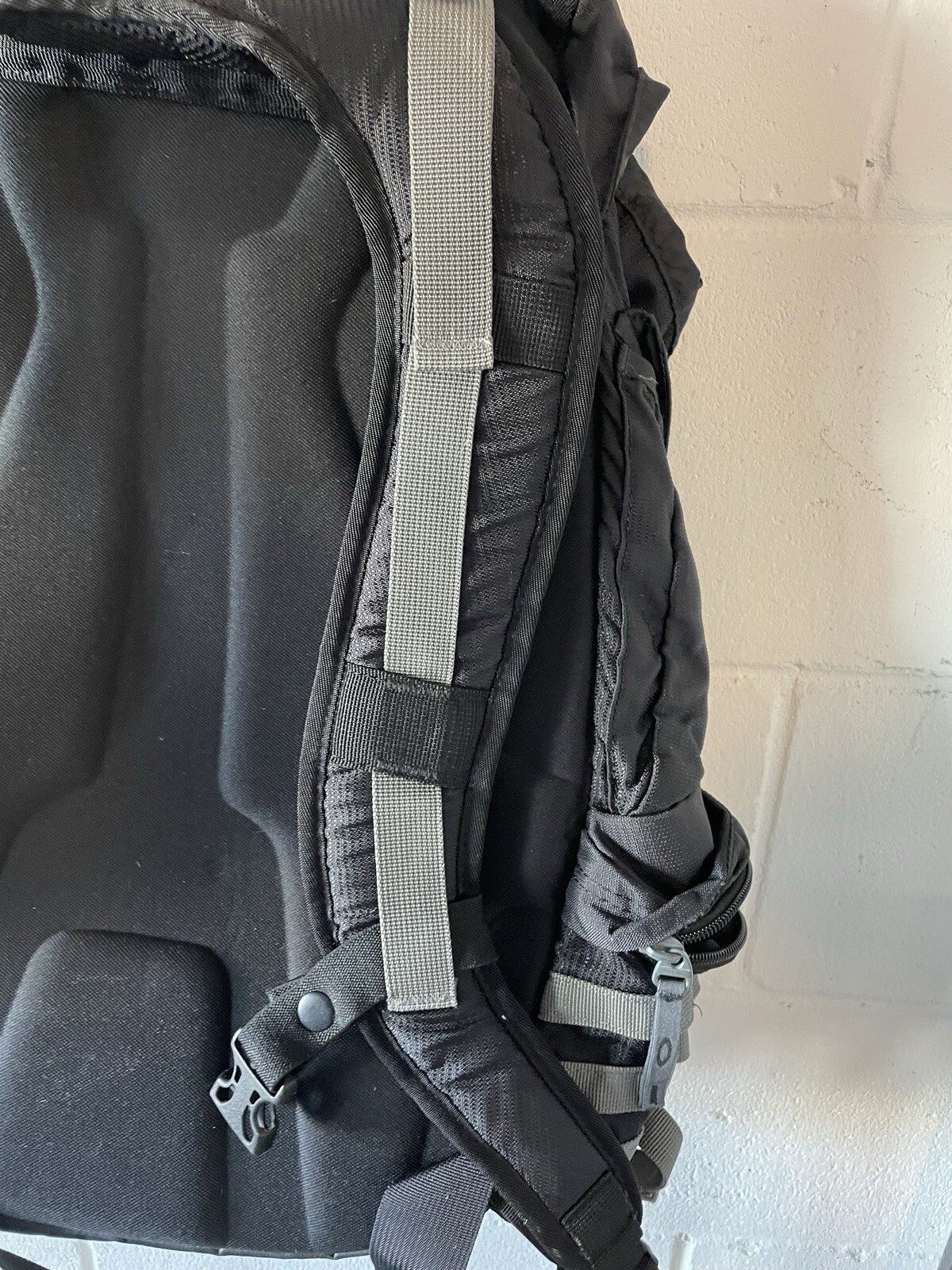 Oakley Tactical Field Gear AP Black Backpack