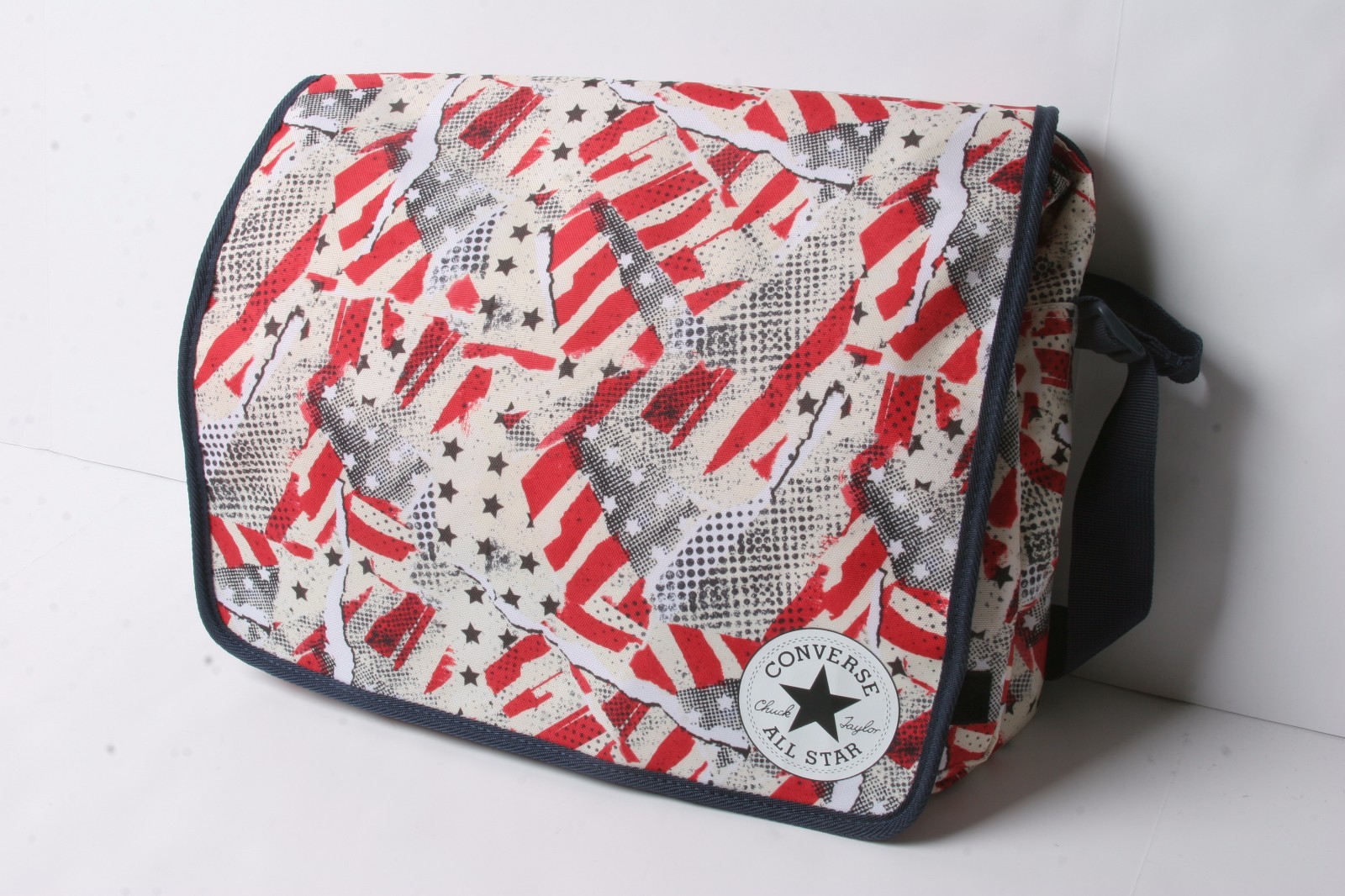 Converse Small Flap Reporter Bag (America Glitch White)