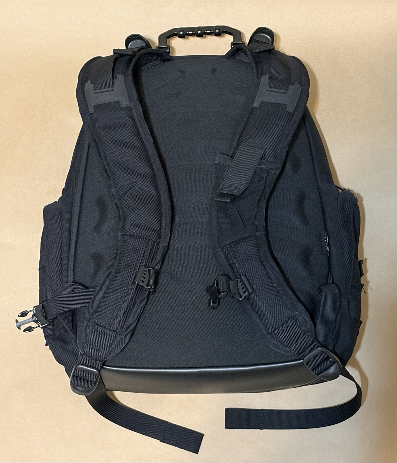 Oakley Icon 2.0 Backpack Black Tactical Field Gear Used 2018