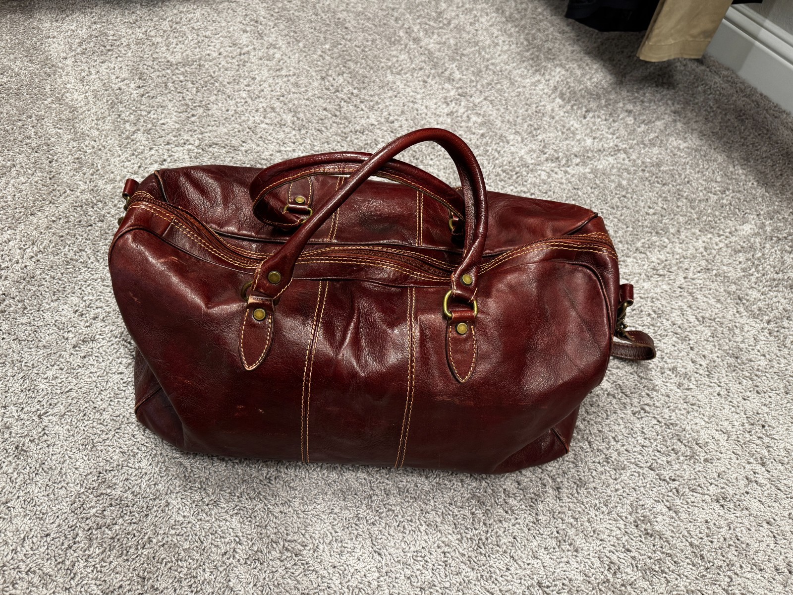 Pre-Owned Floto Venezia Garment Duffle Leather Bag 21 inches