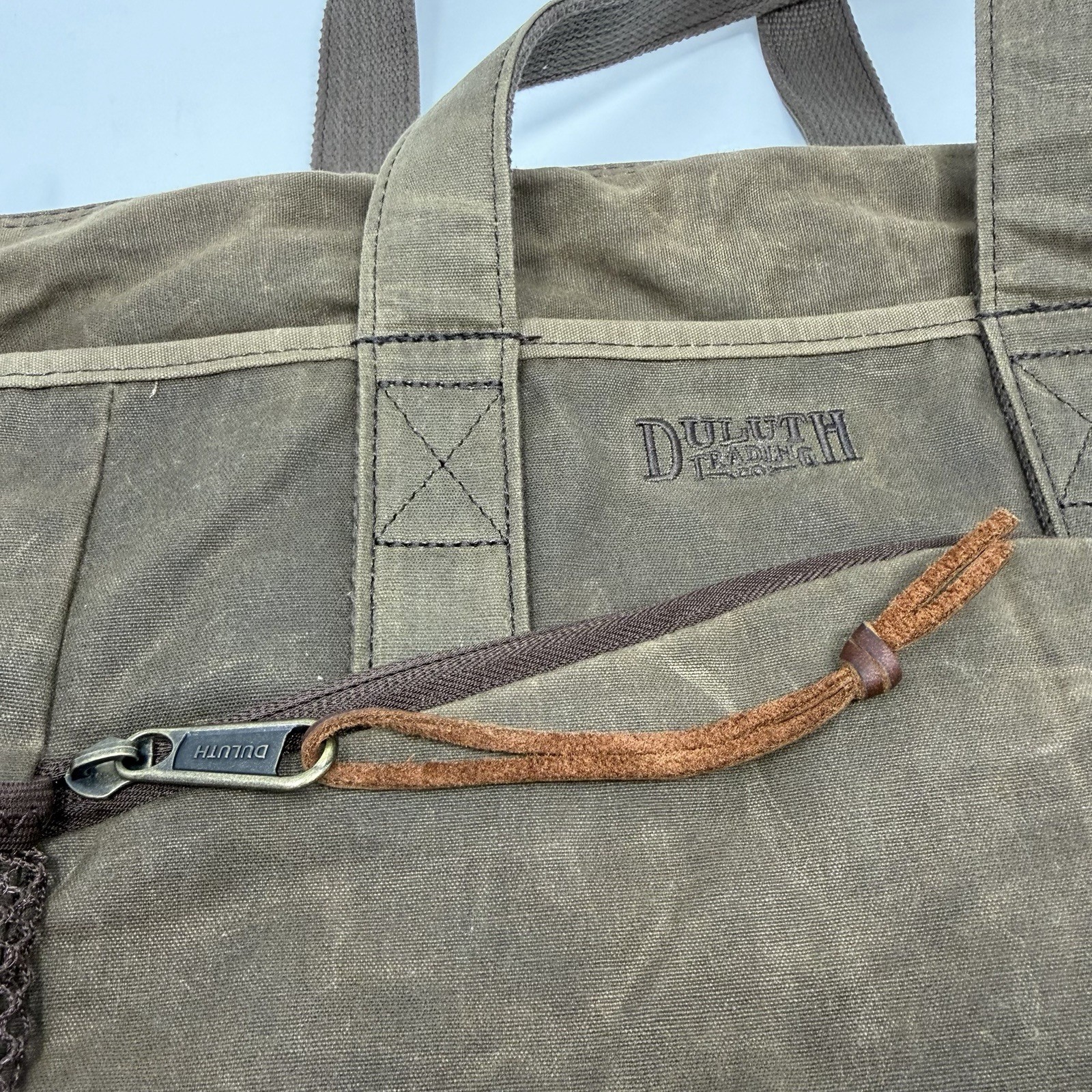 Duluth Trading Co Waxed Canvas Leather Messenger Bag Laptop Briefcase Mens