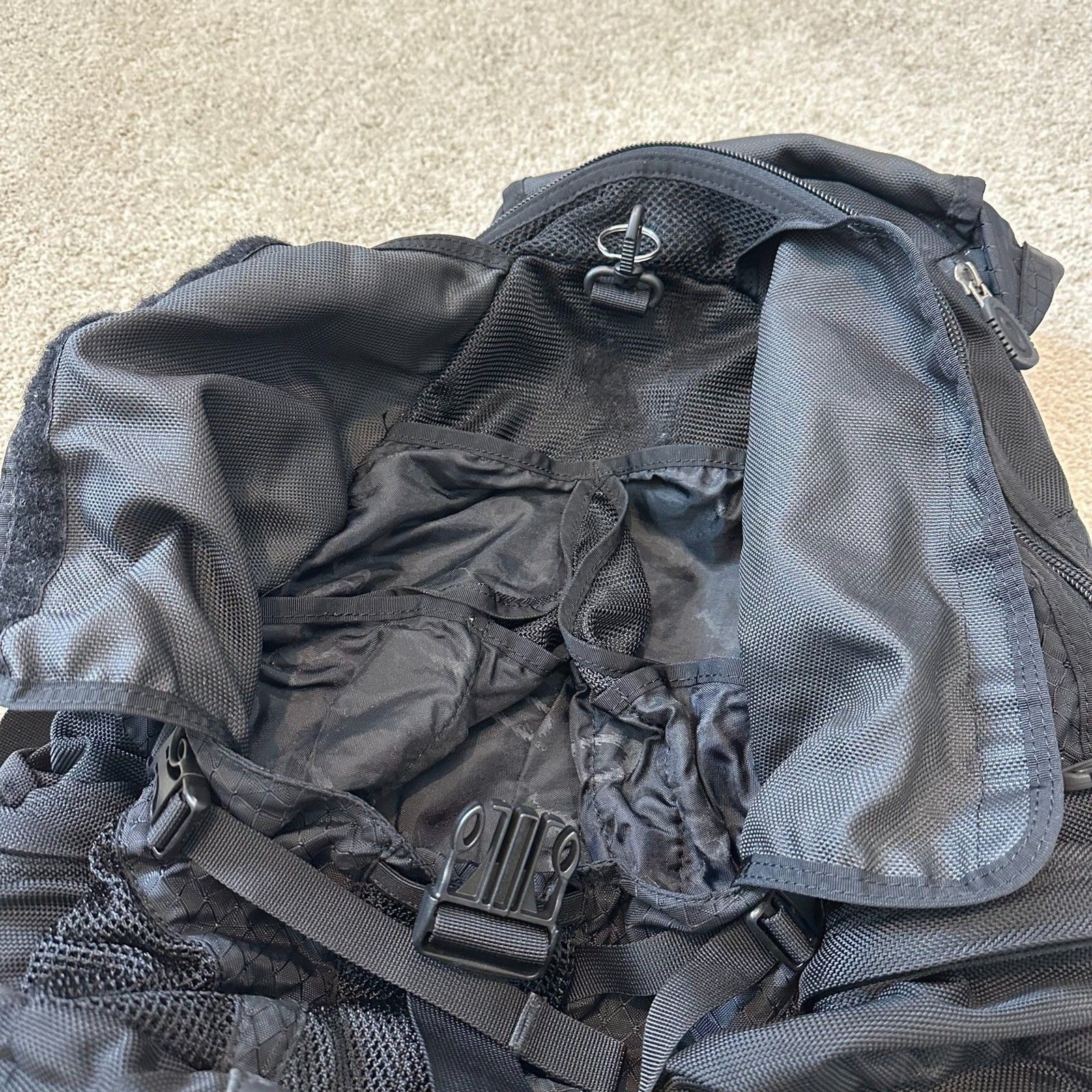 Oakley Icon Rc Backpack in Blackout