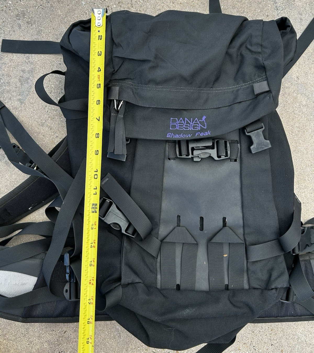 Dana Design Shadow Peak Black Purple Trim Backpack Day Bag Hiking M/L 18″ x 12″