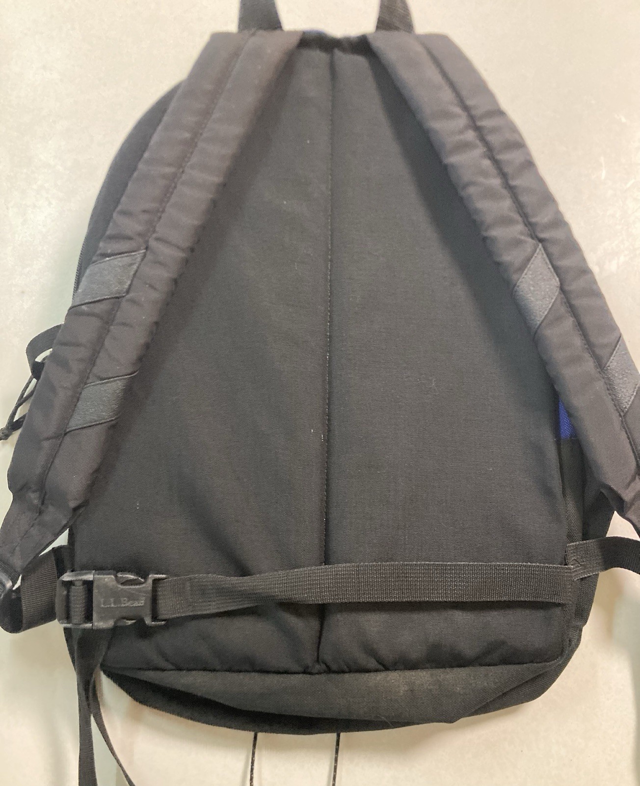 L.L Bean Nylon Backpack Purple And Black 18×14 (100)